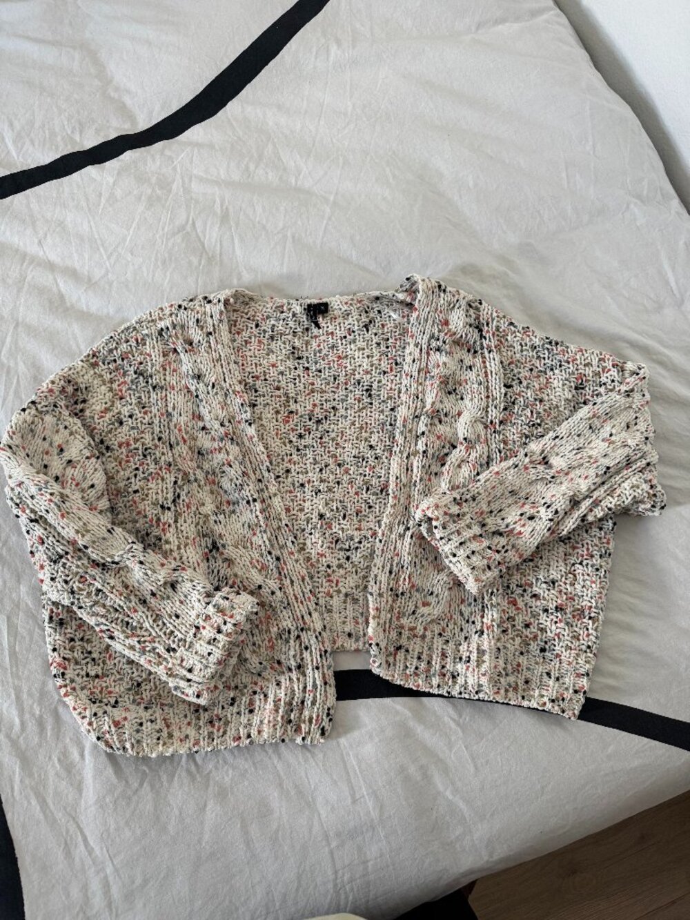 EUC Moon & Madison Cream Speckled Chunky Knit Cardigan Sz M